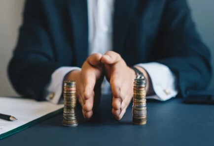 Navigating Money and Your Emotions for a Fair Divorce Settlement